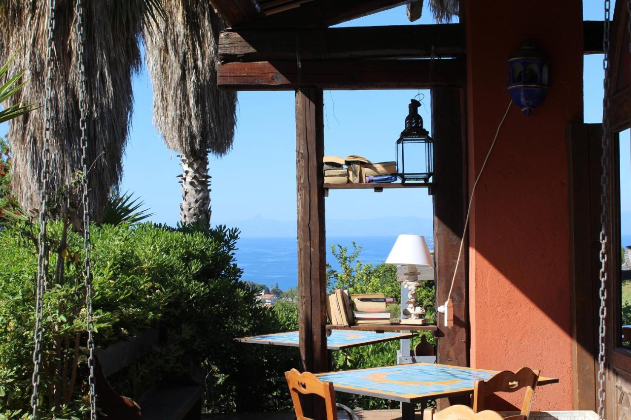 Agriturismo Ruralia Santa Domenica  Buitenkant foto