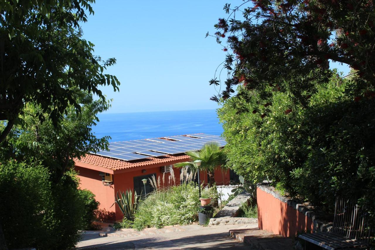 Agriturismo Ruralia Santa Domenica  Buitenkant foto